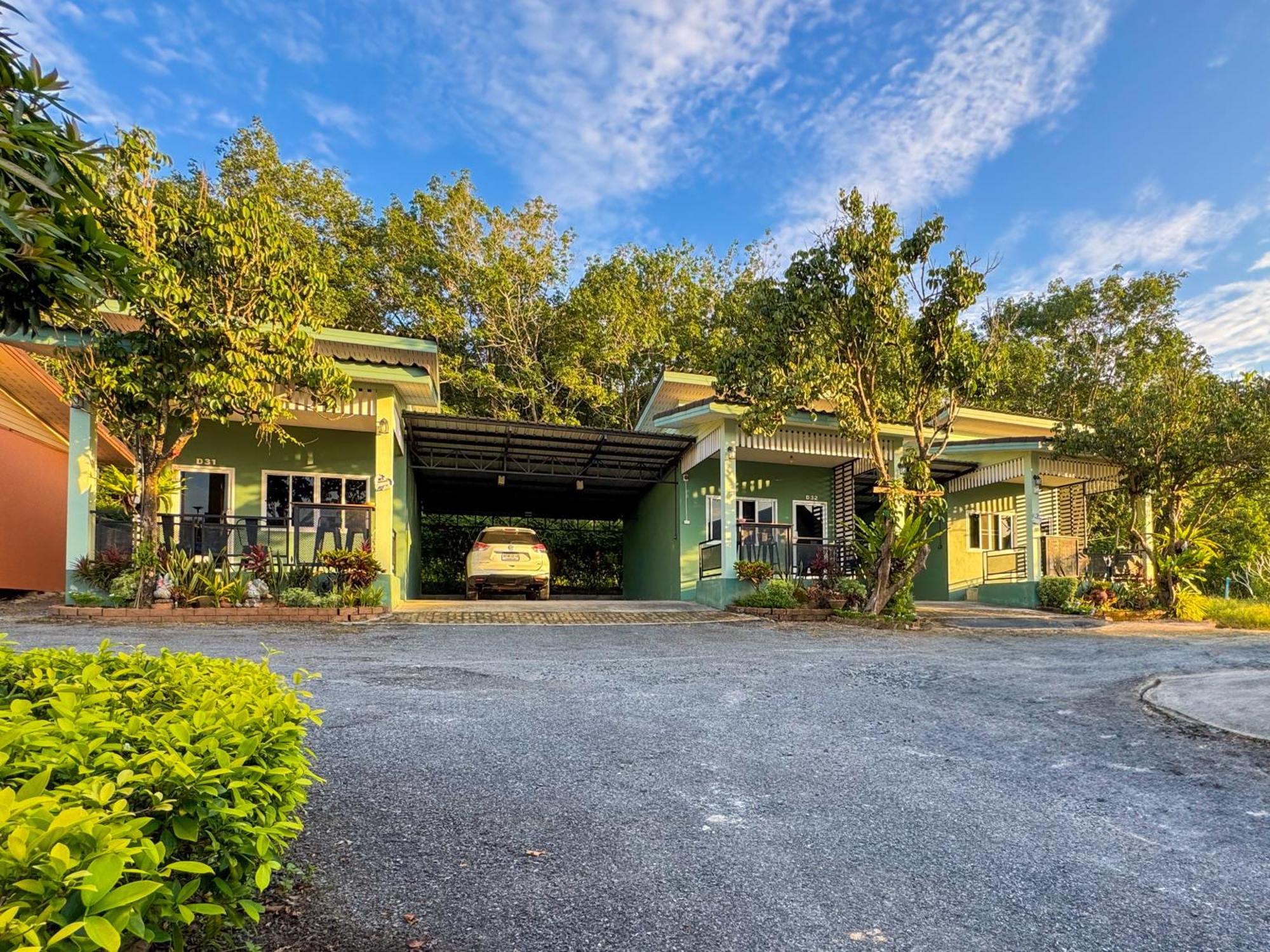 Baan Suan Mee Tang Hotel Chanthaburi Buitenkant foto